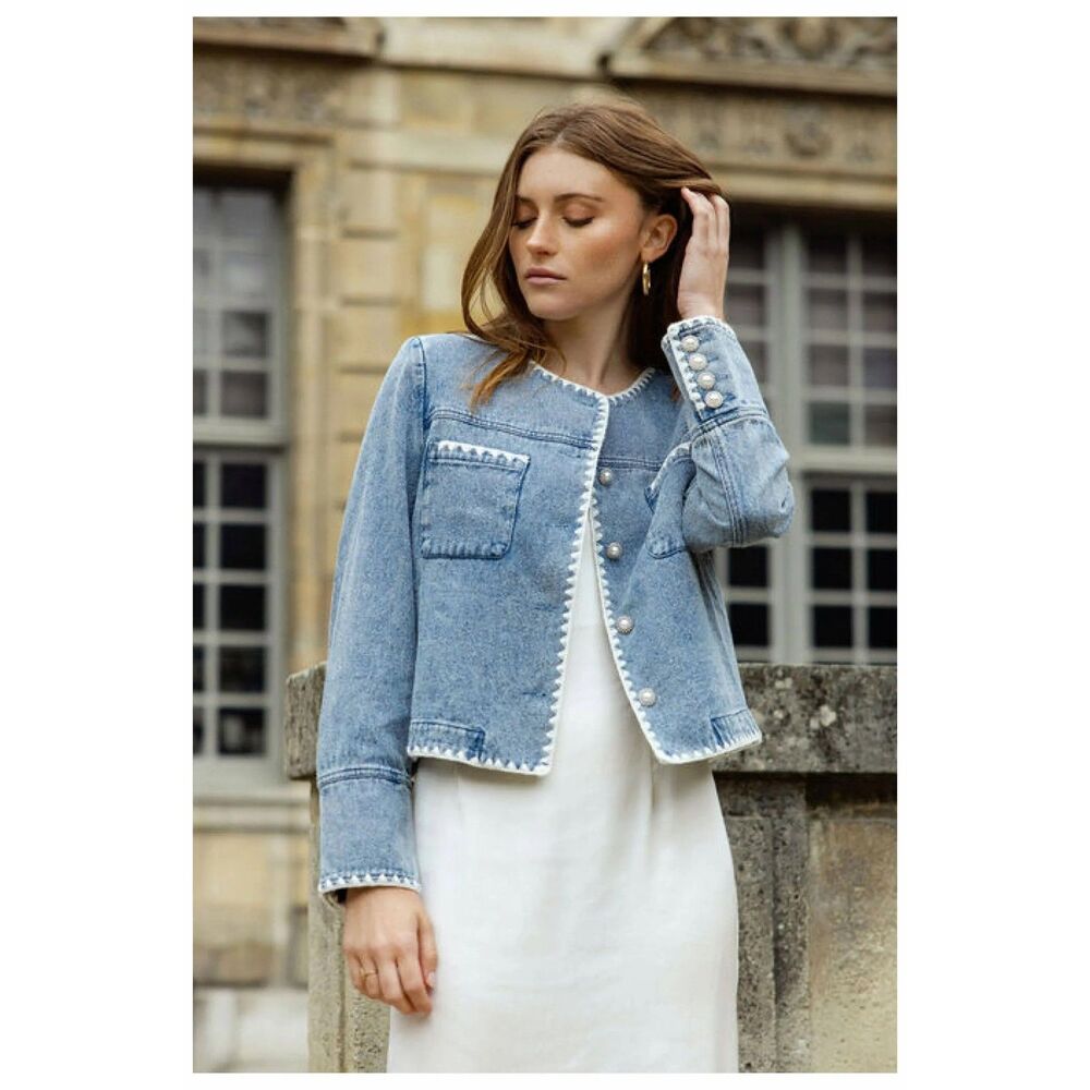 Anthropologie The Korner Pearl Button Denim Jacket w/ Embroidered Trim